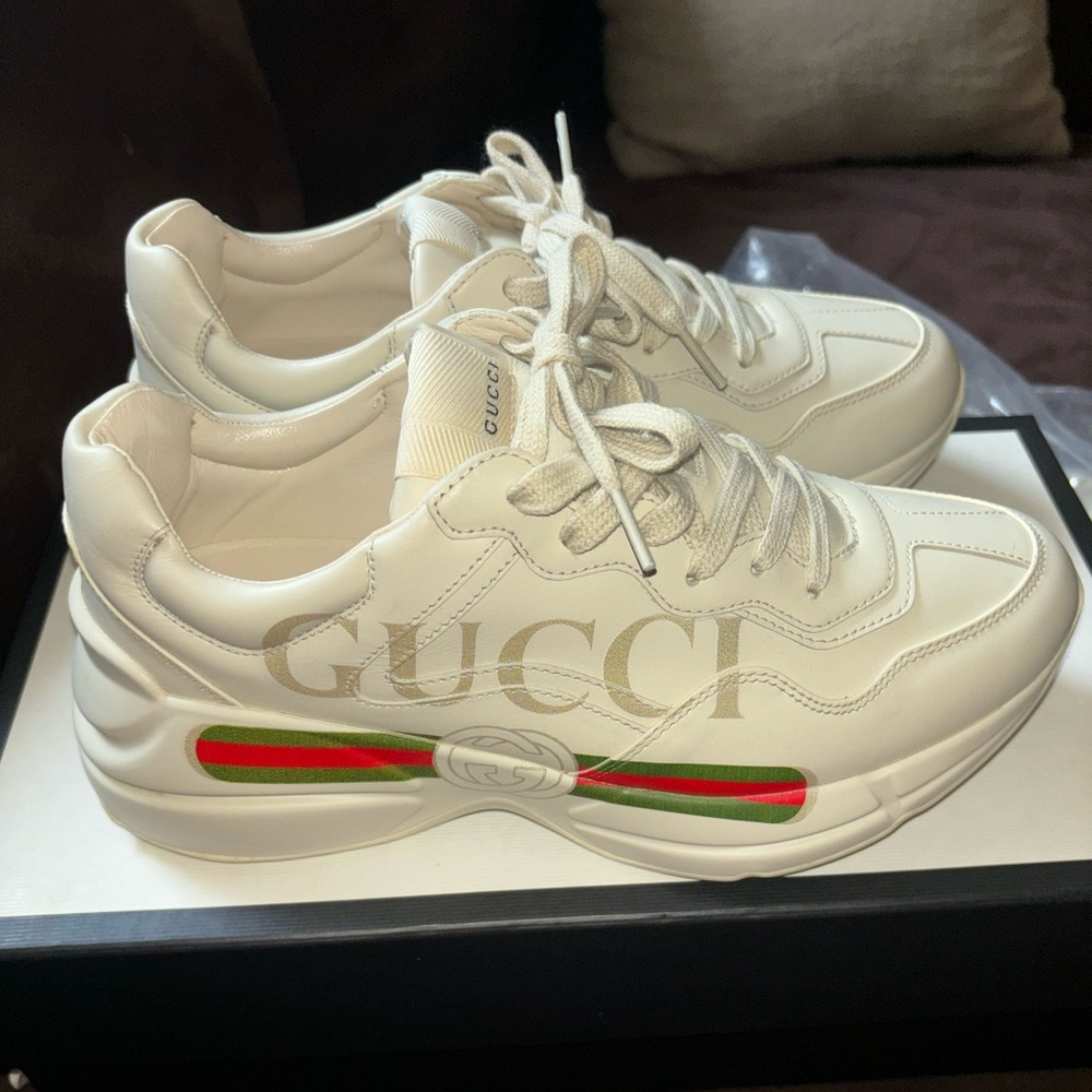 Gucci Sneakers